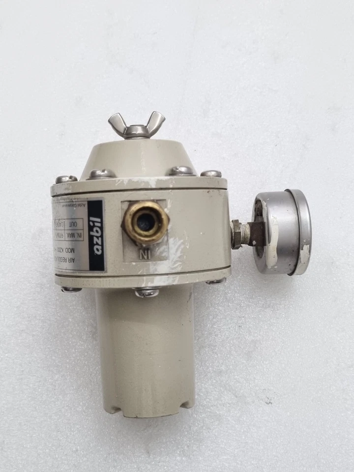 Azbil KZ03-1A Air Regulator In Max. 970kPa Out. 140kPA Made In Japan KZ03-1A